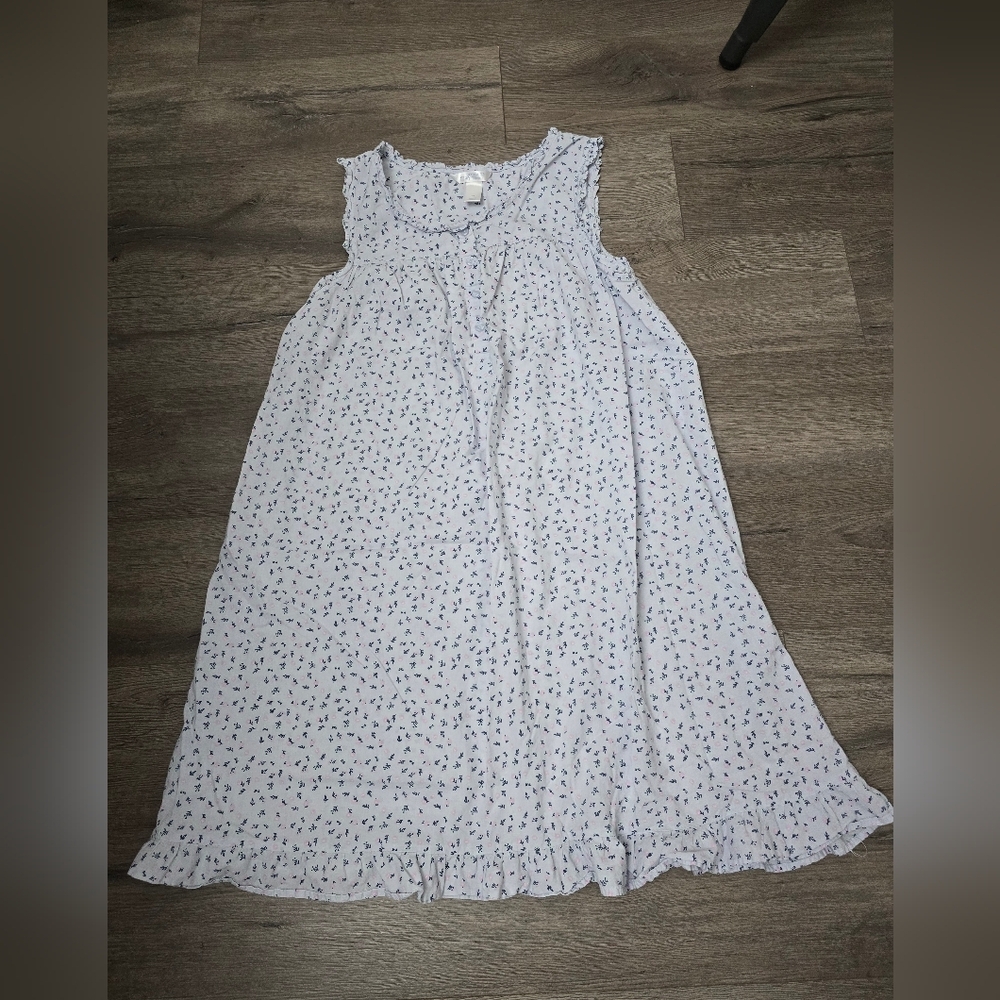 Adonna Floral Napdress Lightweight Dainty Flowy Cottagecore Girly Loungwear Med